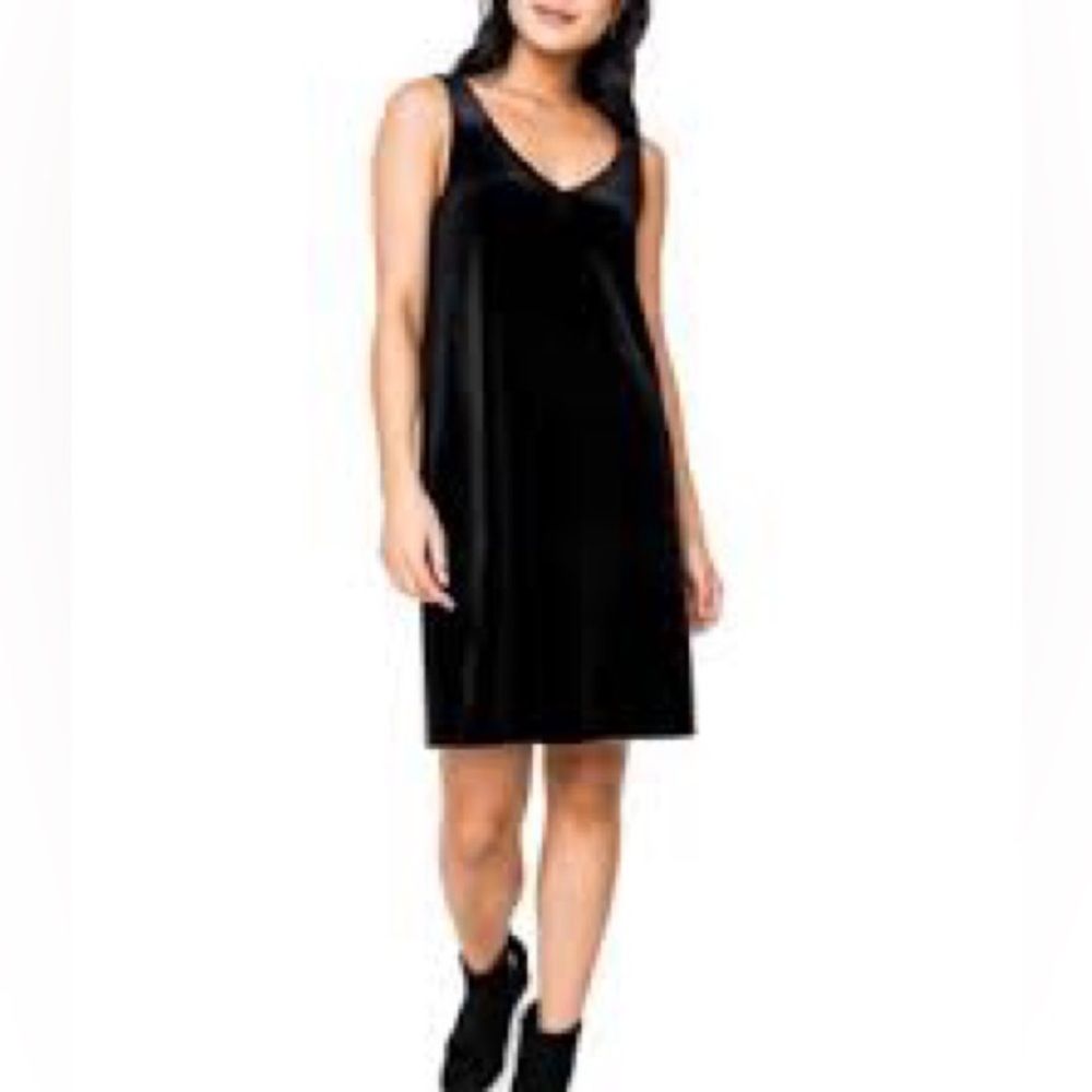 232 - 1. State NWT Elegant Black Velvet Midi Dress, Size 14W